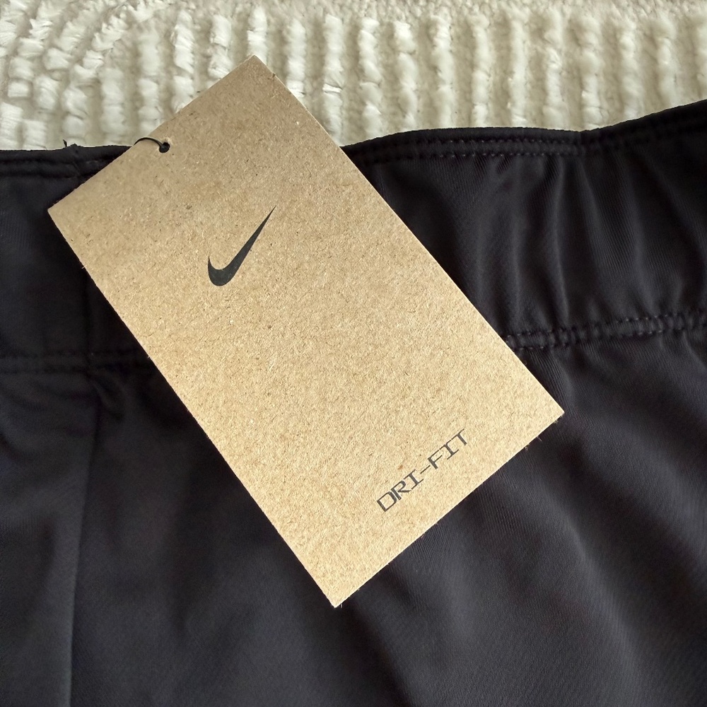 Nike DRI Fit Women’s Shorts DA0319-013 Sz XS - Picture 8 of 8